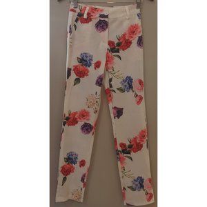 White floral printed slim fit pant *New*